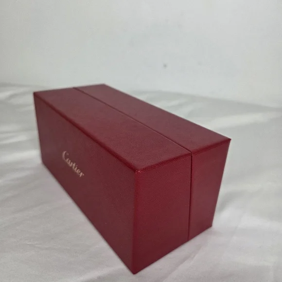 Cartier Elegant Red Sunglasses Storage Box - Picture 3 of 8